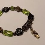Women’s Black / Green Bead Stretchy Bracelet Flip Flop Sandal Charm Photo 2