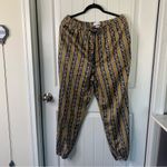 Urban Outfitters  two pieces satin floral pajamas‎ loungewear set size medium Photo 3