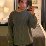 Boutique Longsleeved Sweater Photo 0