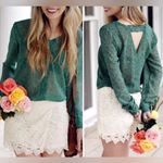 CAbi  5208 Bountiful Navy and Green Sheer Blouse Pullover shirt size XL Photo 1