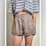 Naked Zebra  High Waisted Pleated Tencel Shorts Taupe Brown Relaxed Fit Sz M Photo 2