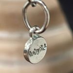 Ruby Rd . Vintage green shell and silver tone adjustable necklace Photo 6