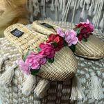 Pacific&Co Two’s  Vintage Woven Straw Shoes Flats Flowers Photo 1