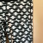 Nike  Dri-Fit Black & White Printed Spandex Crop Athletic Leggings Photo 2
