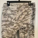 Camo‎ Cargo Style Tapered Leg Pants Size 31 Photo 5