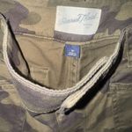 Universal Threads Universal Thread Cargo Pants Green and Brown Rugged Design Photo 1