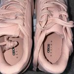 ASOS  pink sneakers Photo 3