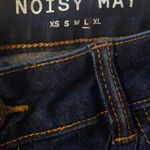 Noisy May Shorts Photo 1