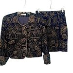 Karl Lagerfeld printed black and gold velvet jacket and skirt suit. Size 6. EUC. Photo 0