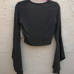 Flynn Skye Alyssa women’s dark green bell sleeve V-neck cropped top size small S Photo 4