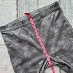 Spanx  Jeanish Stone Wash Camo Ankle Leggings Women’s Size 1X Photo 4