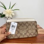 Coach NWT Double Zip Wallet In Signature Canvas Photo 6