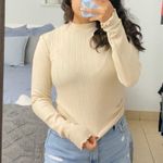 ZARA Cream Ribbed Long Sleeve Photo 0