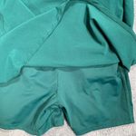 Abercrombie & Fitch green tennis dress with built in shorts medium tall MT Photo 9