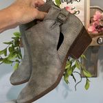 Not Rated  Booties Womens 7.5 Taupe Photo 1