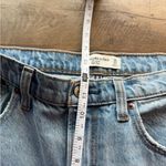 Abercrombie & Fitch  The Loose High Rise Jeans Size 10 10S Short Light Blue Color Photo 7