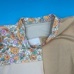 Romwe  Spring Floral Ruffle Block Pattern Tan Creme Tee Women's Size L Summer Photo 2