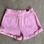 BDG Shorts Photo 1