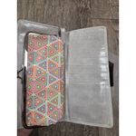 Hobo International  Nancy leather wallet Light Gray Magnetic Close Photo 5