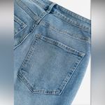 H&M Curvy fit bootcut jeans Photo 1
