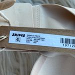 SKIMS  Ultimate Push up Plunge Bra Sand Size 44D Photo 5
