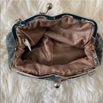 Apt. 9  Clutch Photo 7