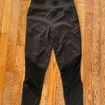 SO black capri athletic leggings Photo 0