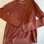 Lululemon shirt Photo 0