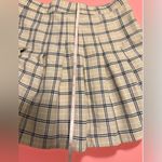Aeropostale Plaid Mini-skirt. Size small. Photo 3