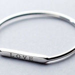 Boutique NEW Women's Dainty White Gold-Plated S925 LOVE Bar Band Ring Size 7 Photo 0