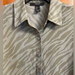 Forever 21  Funky Button Up Shirt Size Small Photo 2