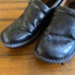 •Woman’s b.o.c. slip on shoes• Size 6 Photo 0