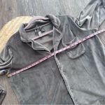 SKIMS  velour‎ gray sleep shirt long sleeve women’s size M Photo 4