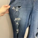 Torrid bombshell skinny distressed jeans size 22T Photo 4