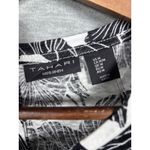 Tahari Womens Top M 100% Linen Black White Floral Button Back Photo 1