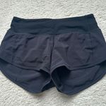 Lululemon Speed Short 2.5” Photo 0