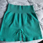 green biker shorts Size M Photo 0