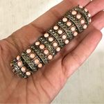 Brass tone peach beaded stretchy bracelet Photo 6