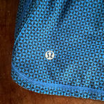 Lululemon Women’s  Groovy Run Short Cornflower Blue Black Inkwell size 6 EUC Photo 4