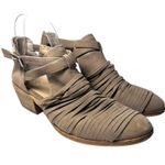 Vince Camuto Women's Sz 7.5 Pamelle Boot Tan Taupe Nubuck Sliced Leather Cutouts Photo 1