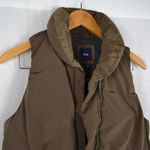 Gap  Puffer Vest olive Photo 4