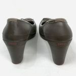Crocs Brown Wedge Heel Pumps with Bow Lydia Women Sz 8 Comfort Shoes Dressy Photo 5