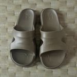Givenchy  Olive Green Marshmallow Slides Sandals Size 41 / 11 Photo 3