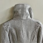 Kensie Asymmetrical Collar
Herringbone Jacket Oatmeal Color
Women's Size Small Photo 4
