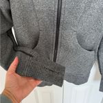 Lululemon  Women's Heather Gray Full Zip Scuba Hoodie Sweater  Size 2 Photo 1