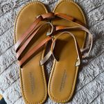 American Eagle Outfitters Photo 0