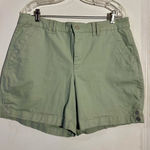 Gloria Vanderbilt  Mint Green Buttoned Shorts Size 14 Photo 0