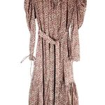 Horror Vacui Elena Scalloped Floral Photo 1