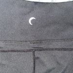 Zyia ‎ 6-8 women’s black leggings with pockets. Photo 2