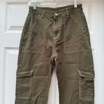 SheIn Women’s Green Cargo Pants with Utility Pockets, size Medium 8-10 Photo 1